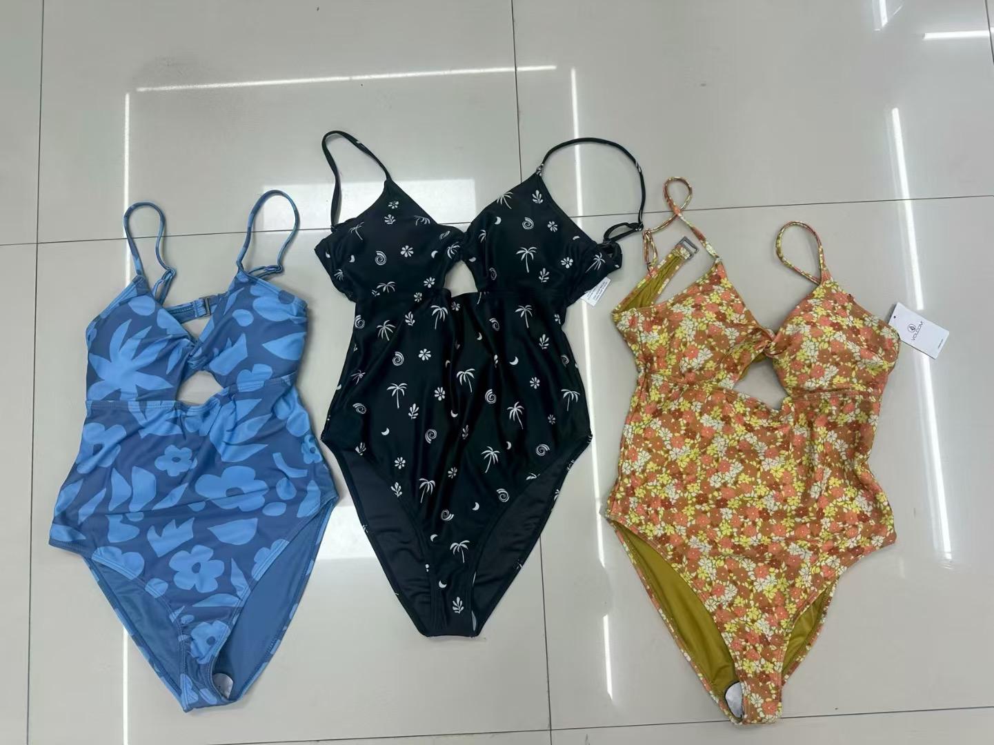 091402 Ladys swimwear