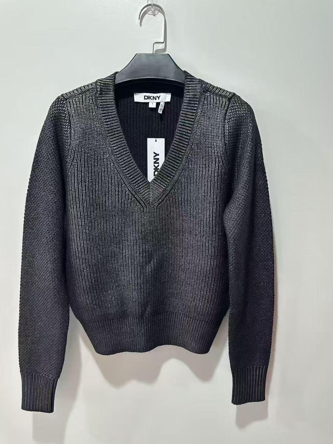 101901 Ladys sweater