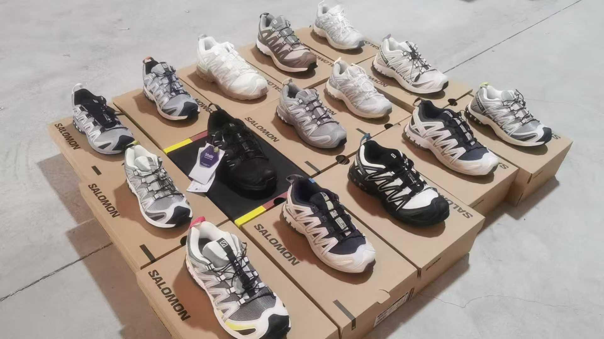 102401 Mens and Ladys shoes