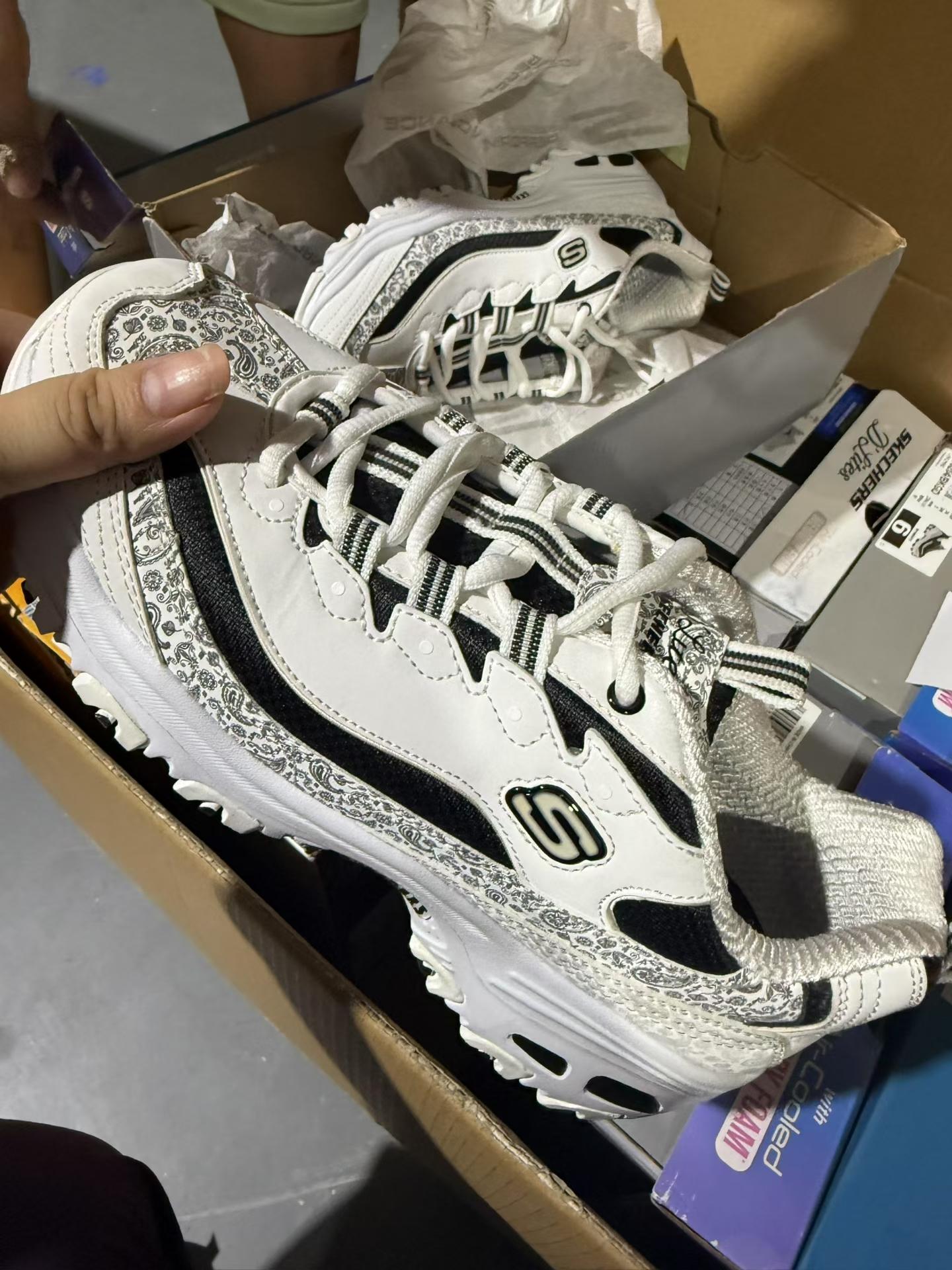 110926 Mens and Ladys shoes