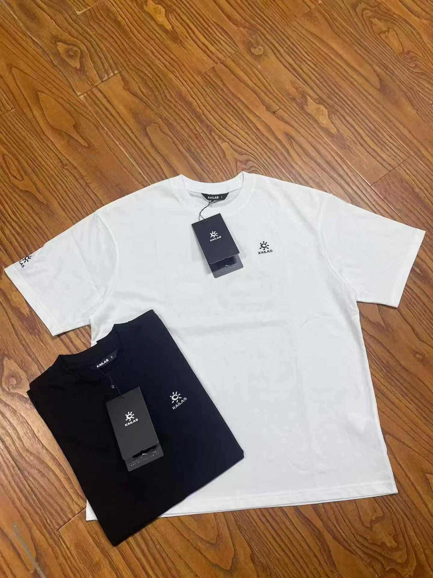 041703# Mens t shirt
