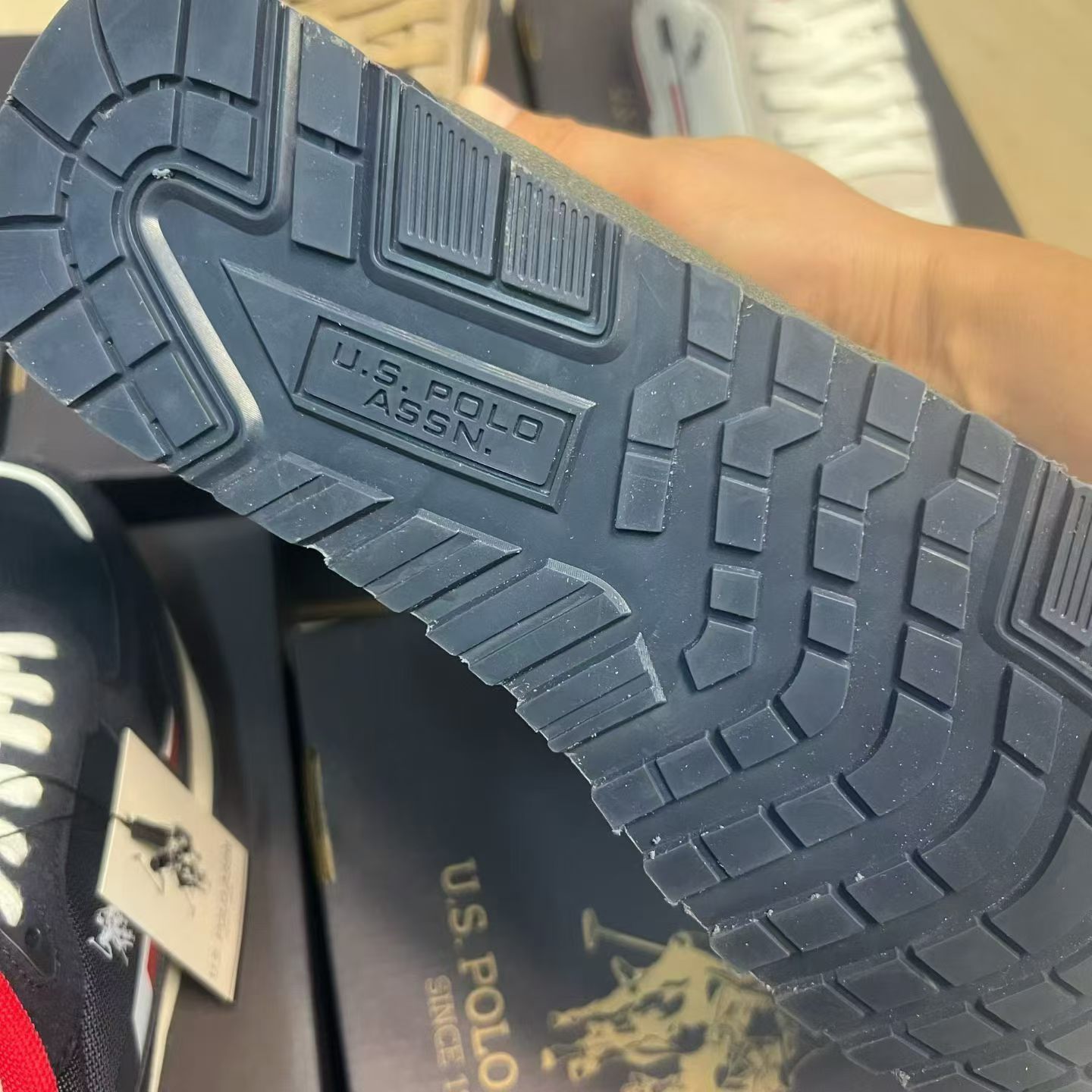 1786439882868682.jpg